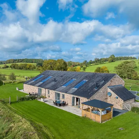 Holiday home Brockram Barn *