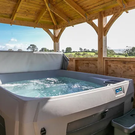 Holiday home Brockram Barn