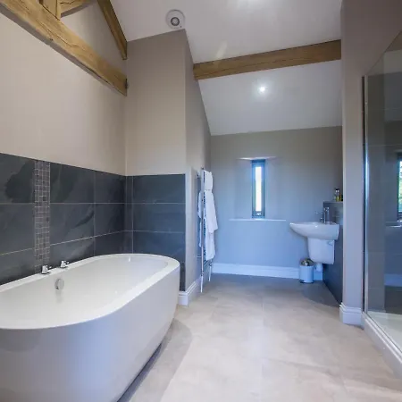 Holiday home Brockram Barn